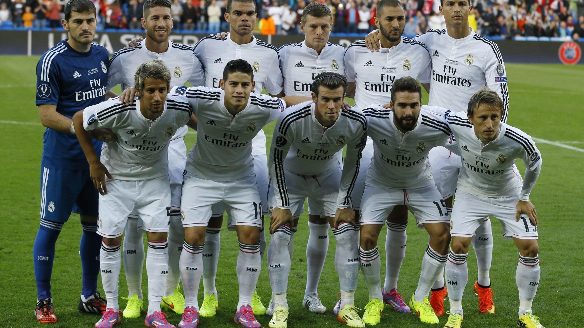 末节风暴！广东队布克关键先生本色，力擒公牛显冠军底蕴