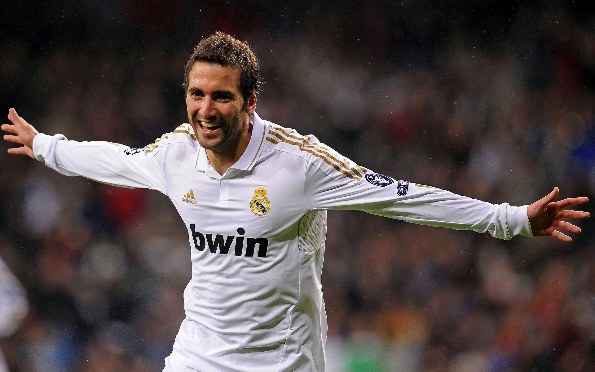 当辽宁的北风席卷克利夫兰，马克西的欧冠之夜，一场跨越时空的篮球主权宣言